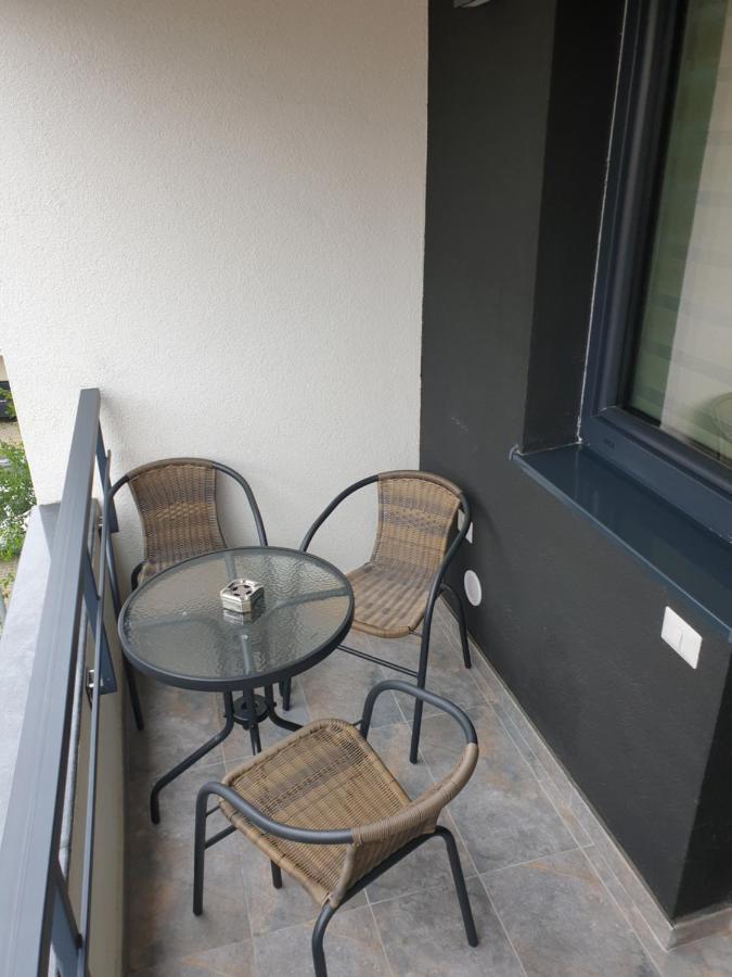 Topaz Central Apartment Bacau Exterior photo
